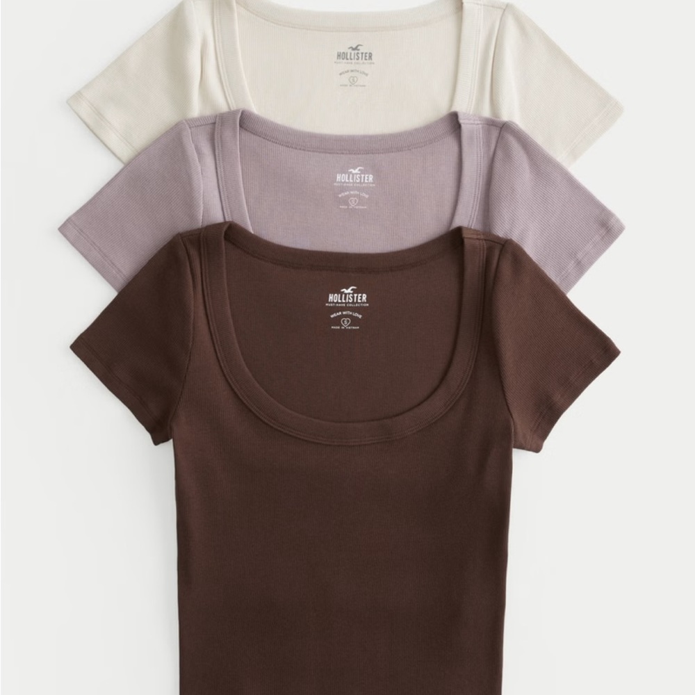 size xxs, 3 HOLLISTER scope neck tops! (purple,brown,white)
